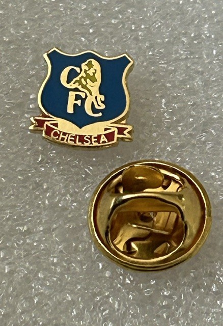 Chelsea ~ Small & Discrete 1990's Crest