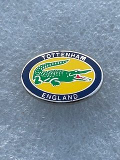 Tottenham Hotspur Enamel Badge ~ Classic lacoste Crocodile Design (Copy)