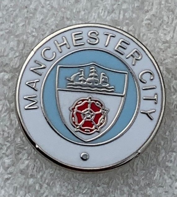 Manchester City Enamel Badge ~ Small Crest Design