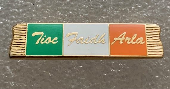 Ireland -'Tisc Faidh Arla' Scarf Design