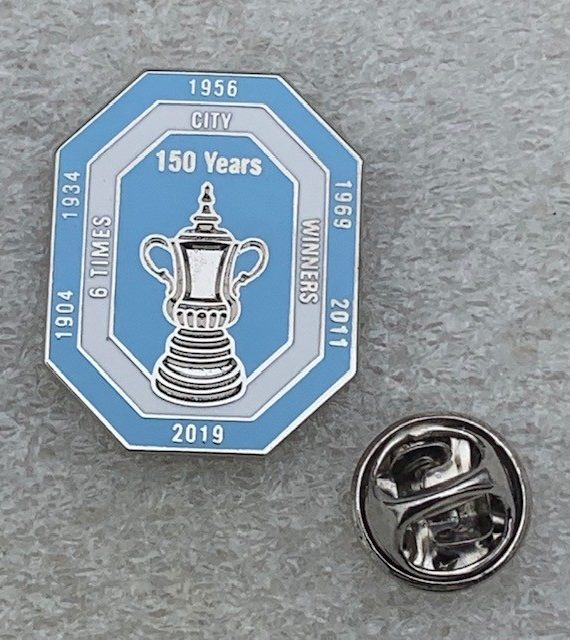 Manchester City Enamel Badge ~ 150 Years Of FA Cup