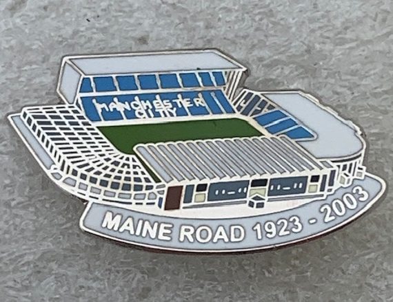 Manchester City Enamel Badge ~ Maine Road 1923 - 2003