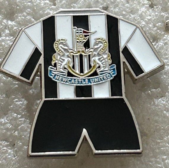 Newcastle United - Shirt & Crest Design