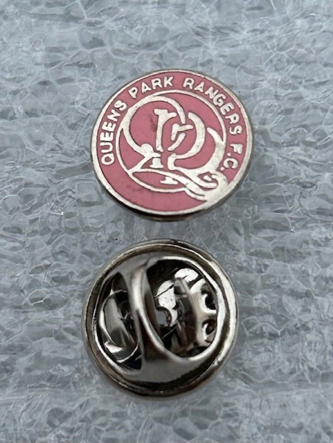 Queens Park Rangers ~ QPR ~ Tiny Crest Design