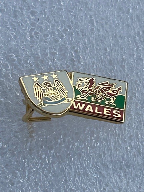 Manchester City Enamel Badge ~ Wales Flag Design
